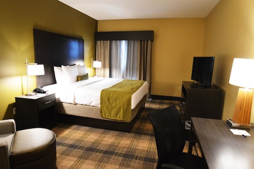 Hotels Near New Orleans Airport Msy Hotels With Free Airport