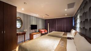Cortinas opacas y wifi gratis