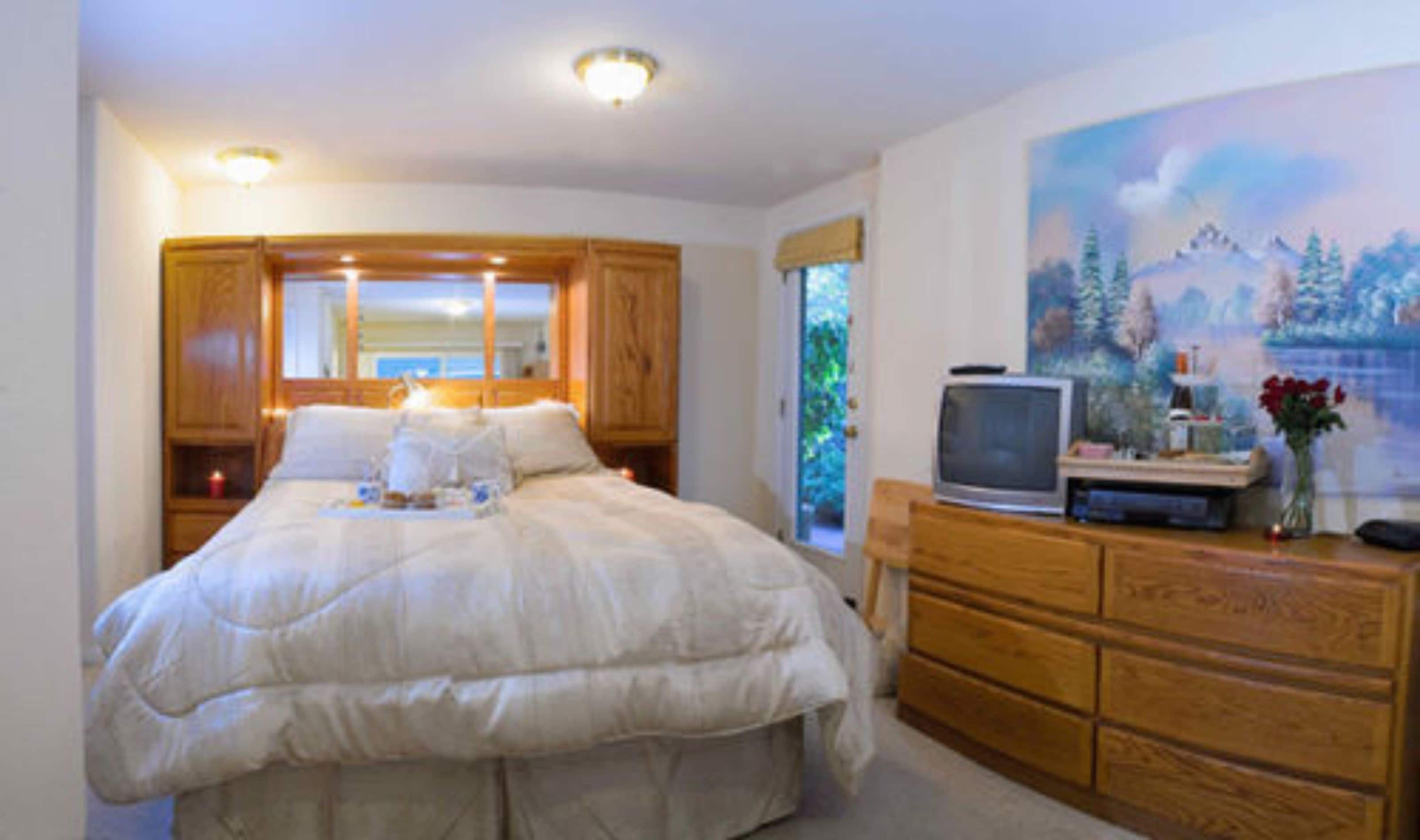 Her Castle Homestay B and B Inn in San Simeon, United States