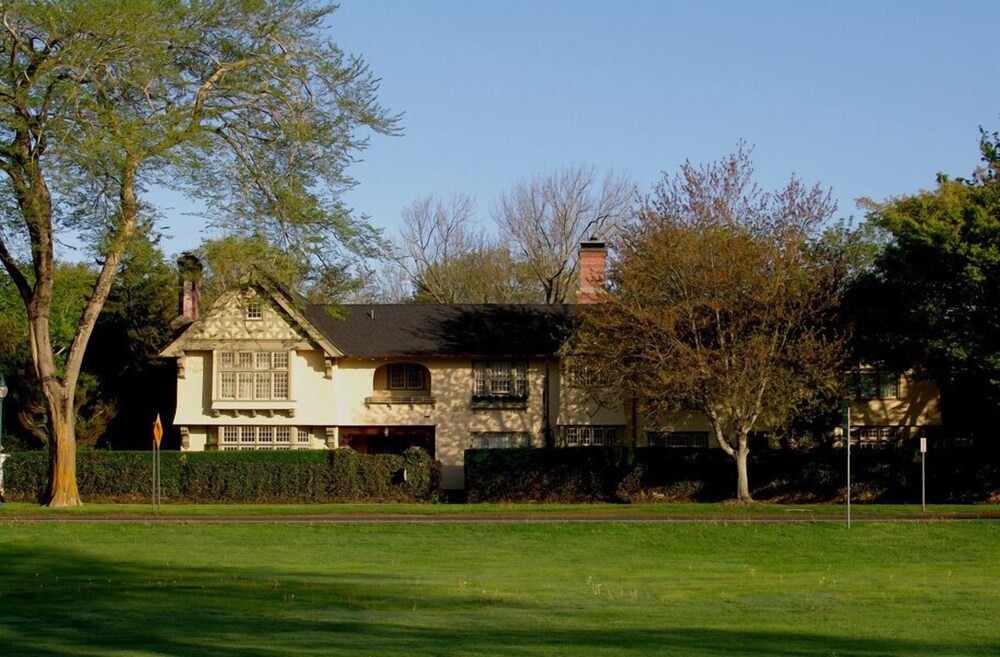 The Baker House 1650 in East Hampton Best Rates & Deals on Orbitz