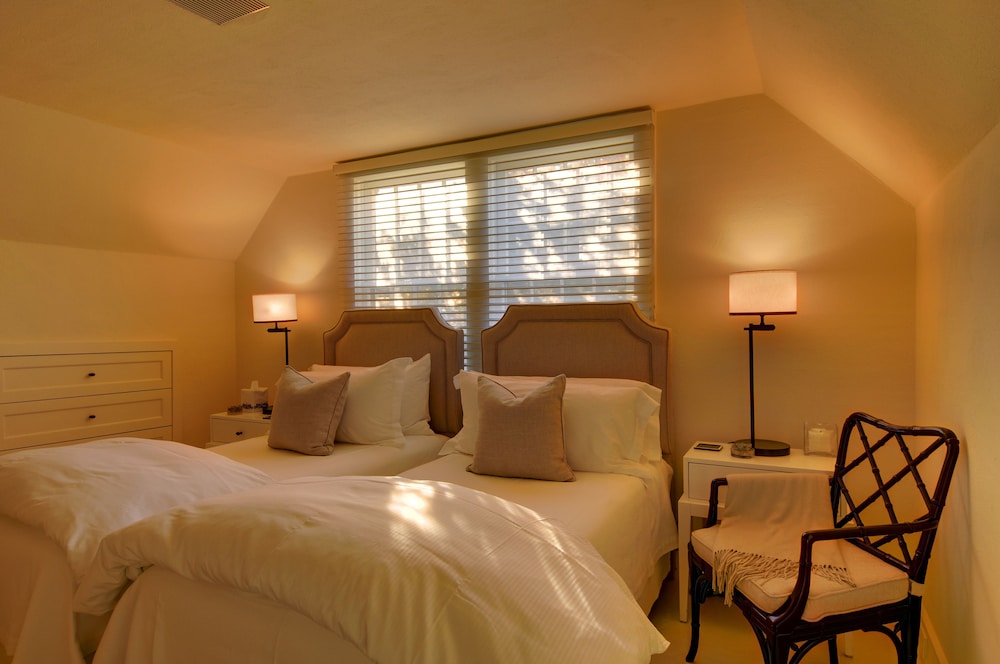 The Baker House 1650 in East Hampton Best Rates & Deals on Orbitz