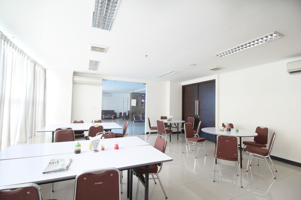Airy Kemayoran Gunung Sahari Tiga 11 Jakarta: 2017 Room 