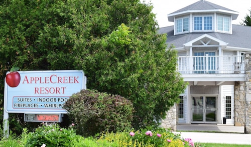 Great Place to stay AppleCreek Resort - Hotel & Suites near Fish Creek 