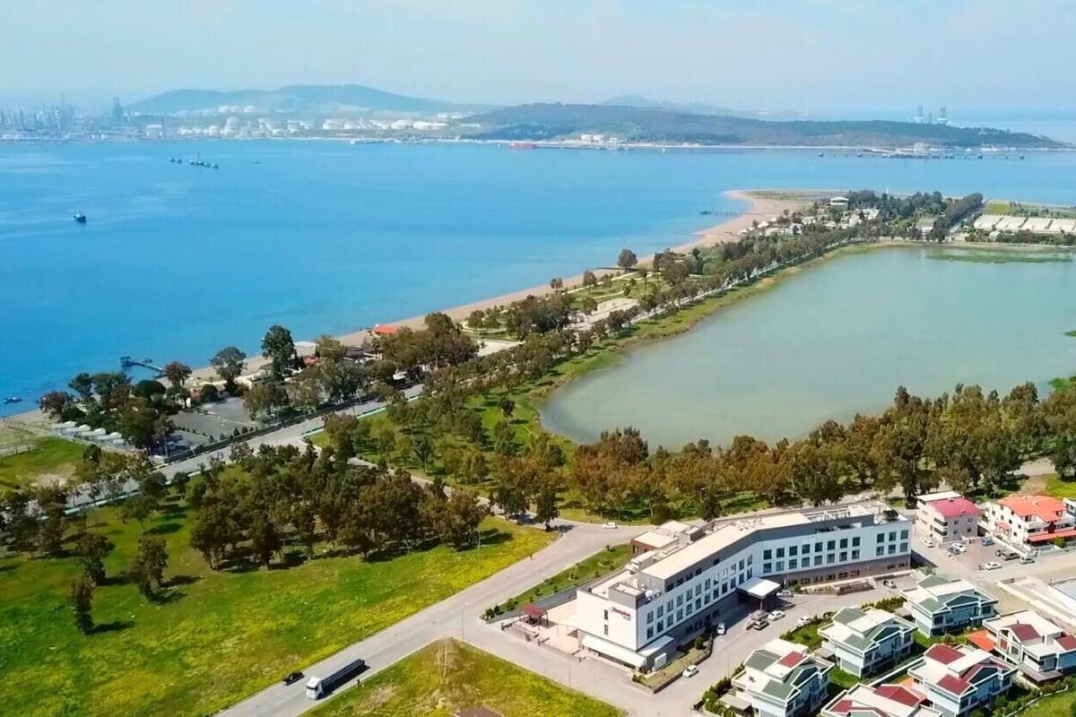 Hampton By Hilton Izmir Aliaga In Aliaga Expedia