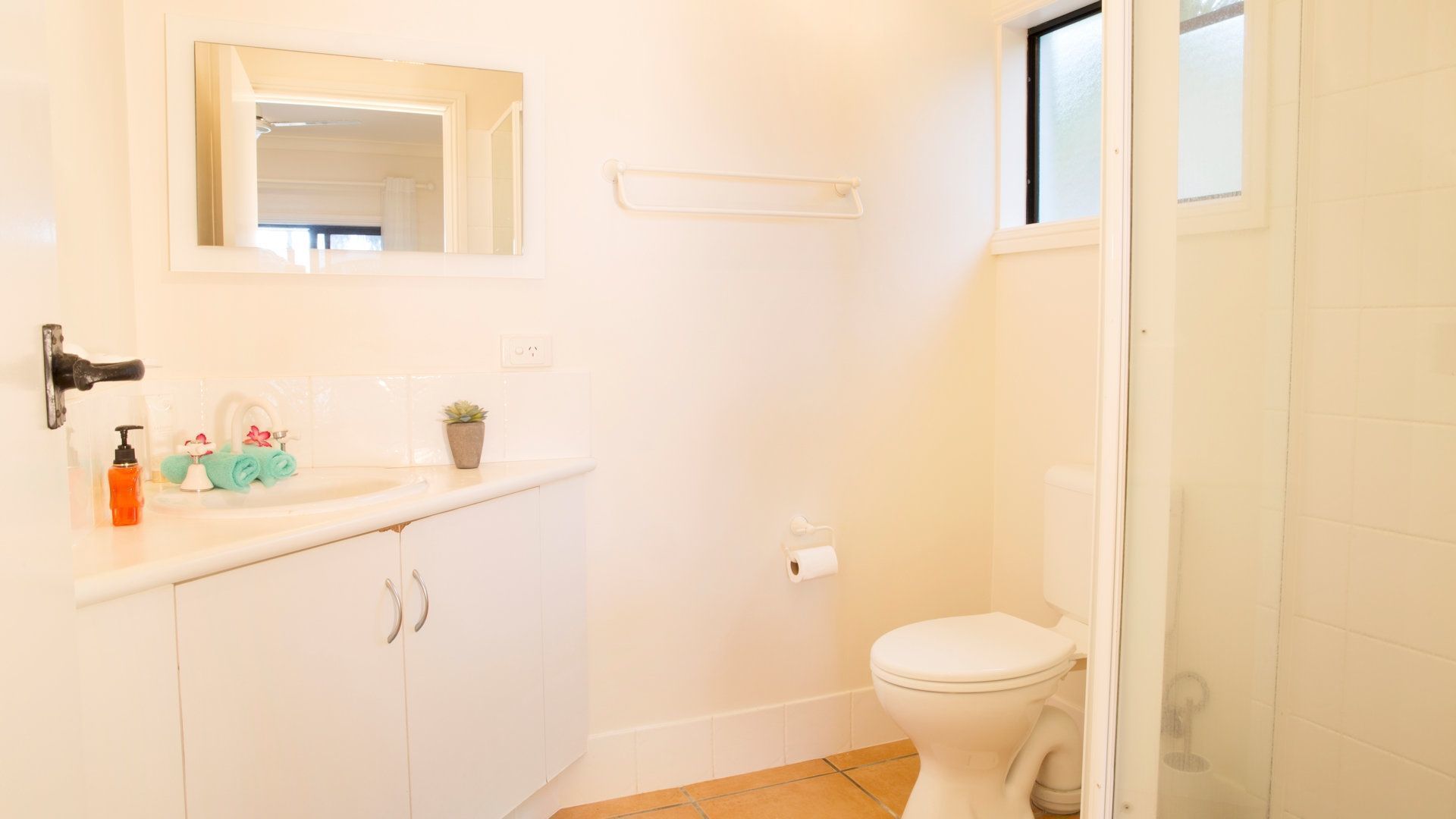 Absolute Beachfront Bliss at Newell Beach