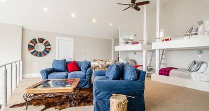 Bella Beach House