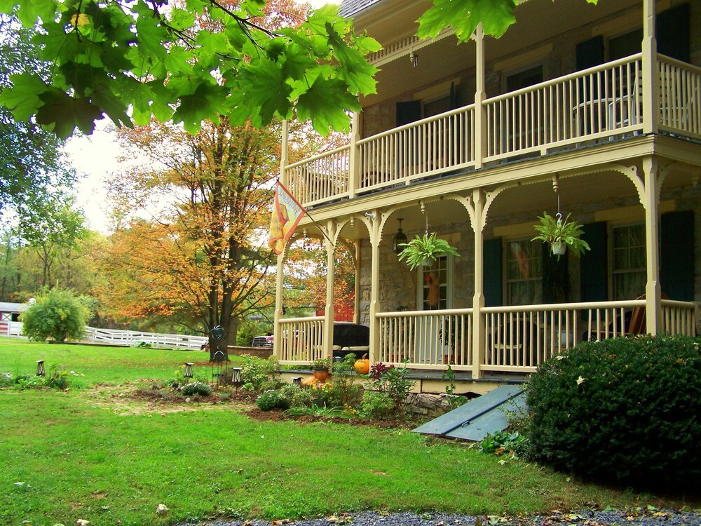 Fallen Tree Farm Bed And Breakfast Fallen Tree Farm Bed And Breakfast