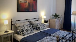 1 Schlafzimmer, Zimmersafe, Bügeleisen/Bügelbrett, kostenlose Babybetten