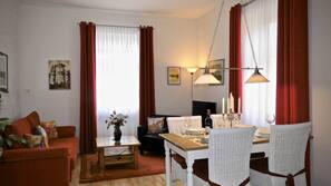 1 Schlafzimmer, Zimmersafe, Bügeleisen/Bügelbrett, kostenlose Babybetten