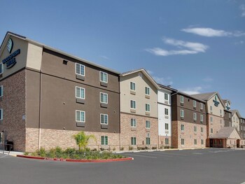 WoodSpring Suites Bakersfield