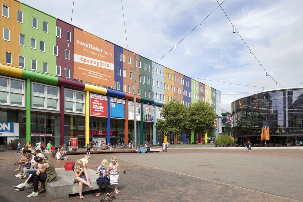 Easy Hotel Arena Boulevard Amsterdam Easy Hotel Arena Boulevard Amsterdam