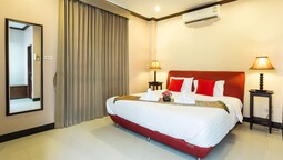 Kata Beachwalk Hotel And Bungalows In Phuket Expedia