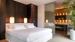 Literie de qualité supérieure, surmatelas, minibar