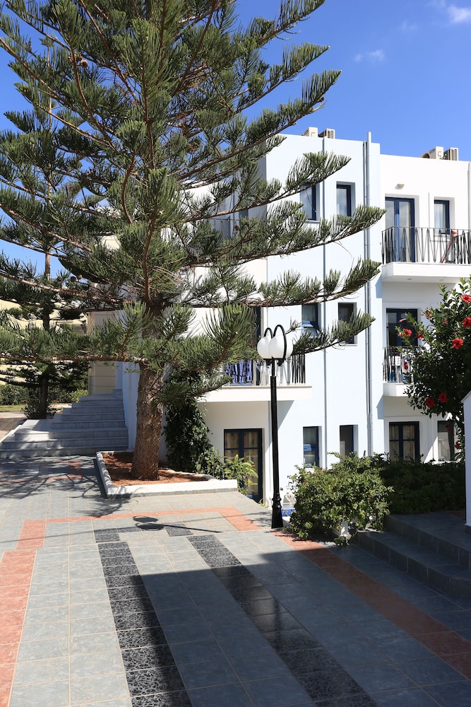 Artemis Apartments Gouves 2019 Hotel Prices Expedia Co Uk Property Grounds Featured Image