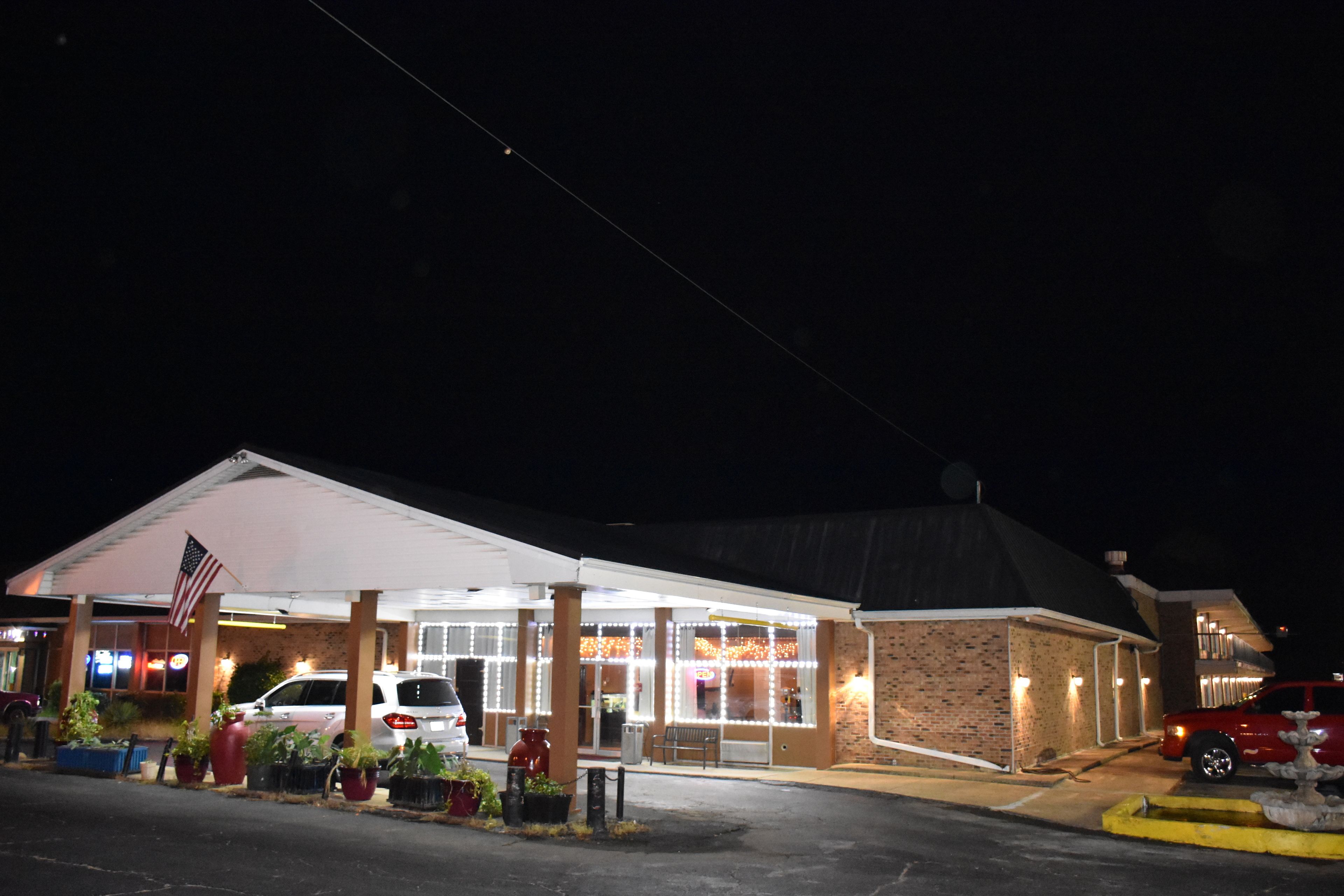 Corinth Inn & Suites
