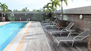 Outdoor pool, pool loungers