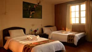 Rollaway beds, free WiFi