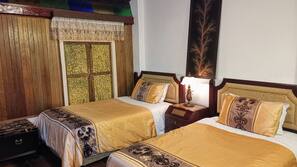 1 bedroom, individually decorated, individually furnished