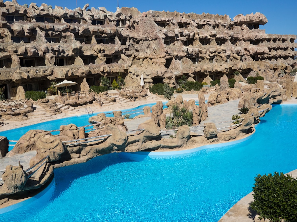 View from property, Caves Beach Resort Hurghada - Adults Only - All Inclusive