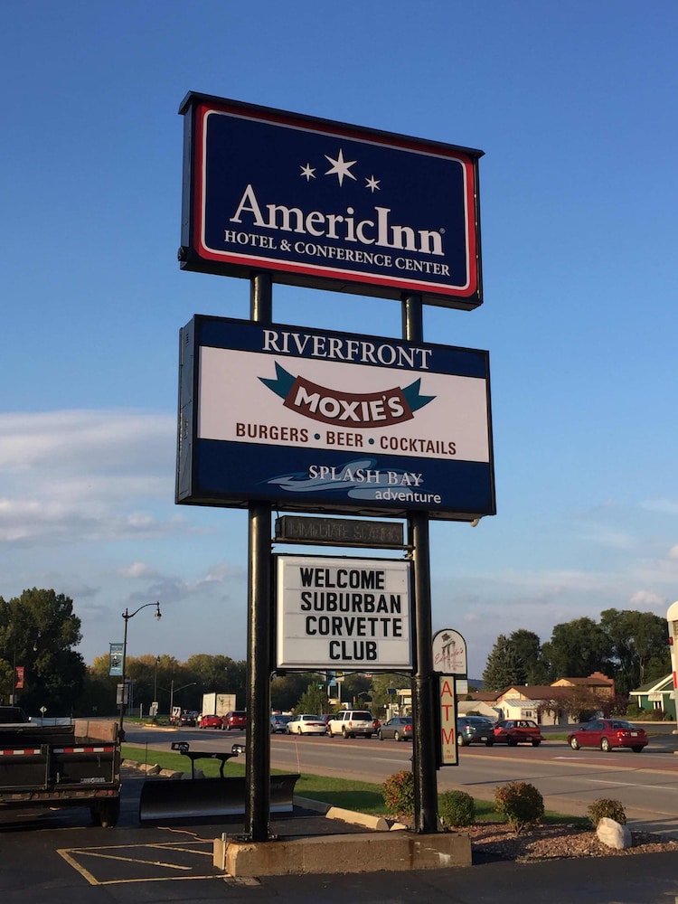 AmericInn by Wyndham La Crosse RiverfrontConference Center in La