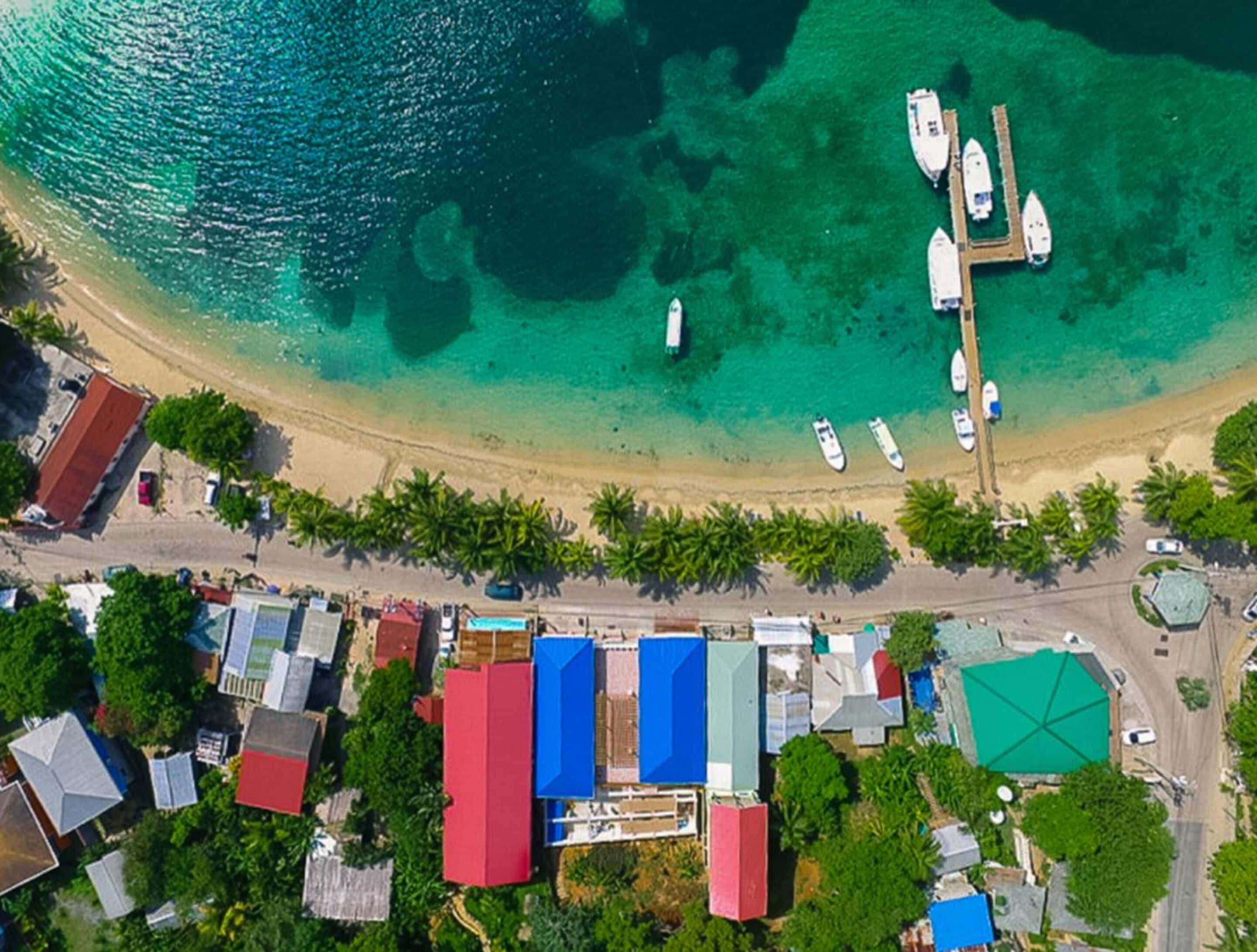 Mr. Tucan Hotel in West End, Honduras
