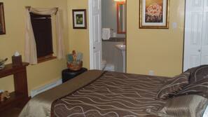 Rollaway beds, free WiFi