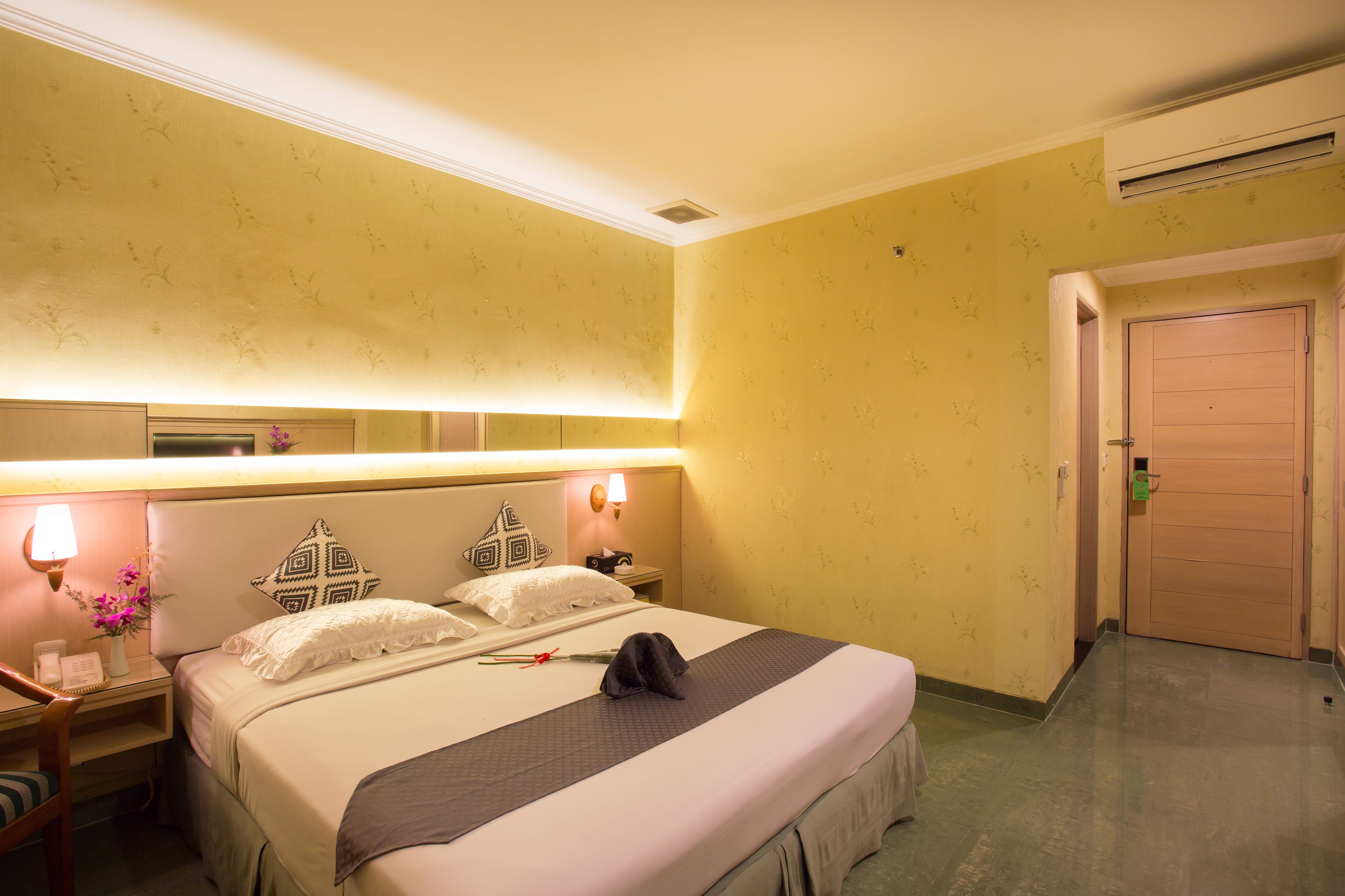 クラシック ホテル 口コミ 部屋写真 料金 お得情報 エクスペディア