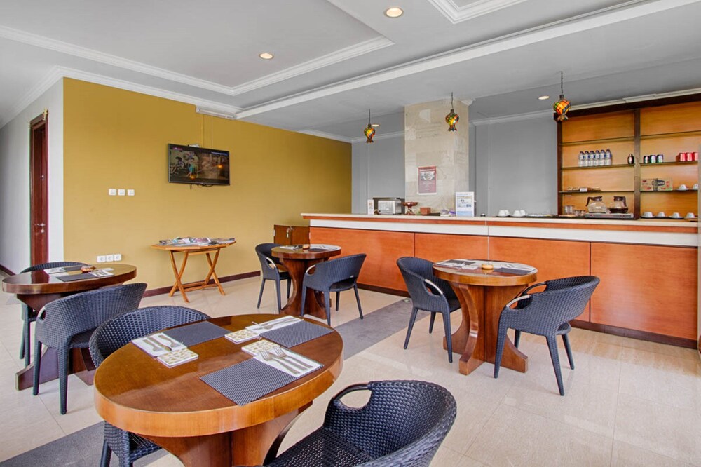 Amelle Villas Residences Canggu Canggu Idn Best Price - 