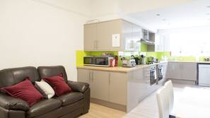 Fridge, microwave, oven