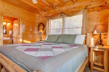 50 Mile View By Redawning Gatlinburg Pigeon Forge 2020 Room