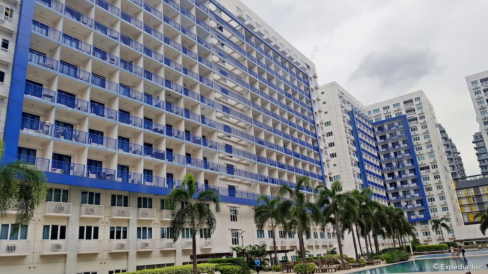 Staycation At Sea Residences Moa By Condodeal Book - 