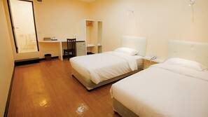 ตู้นิรภัย, โต๊ะทำงาน, พื้นที่ทำงานแบบใช้แล็ปท็อป, ห้องเก็บเสียง