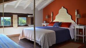 In-room safe, blackout curtains, soundproofing, free WiFi