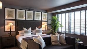 In-room safe, individually decorated, individually furnished, desk