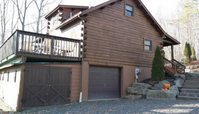 Cte119 Perfect Mountain Getaway By Redawning In Saylorsburg Pa Expedia