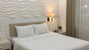 Minibar, desk, free WiFi