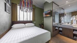 In-room safe, individually decorated, individually furnished, desk