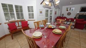Sala de jantar (no quarto)
