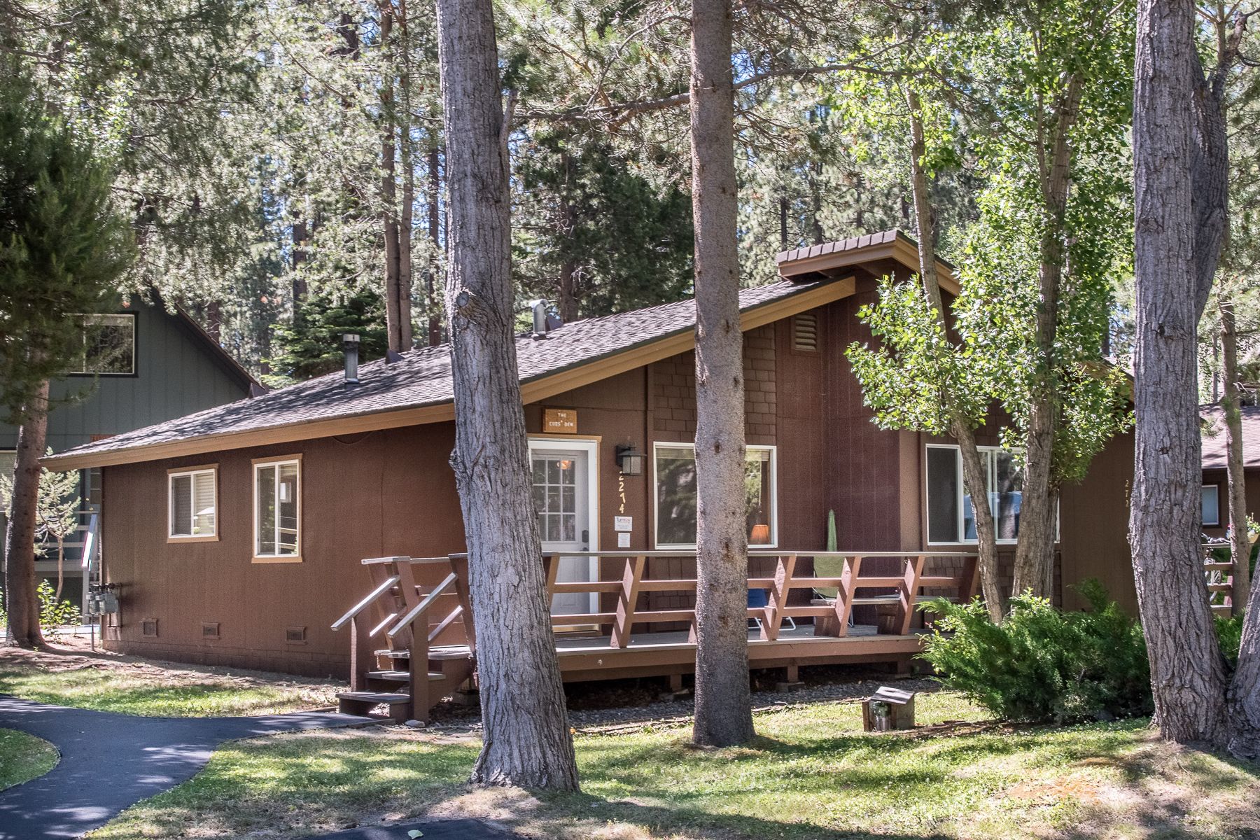 Cub S Den A 1br Cabin Style Condo In South Lake Tahoe Near Camp Richardson In South Lake Tahoe Ca Expedia