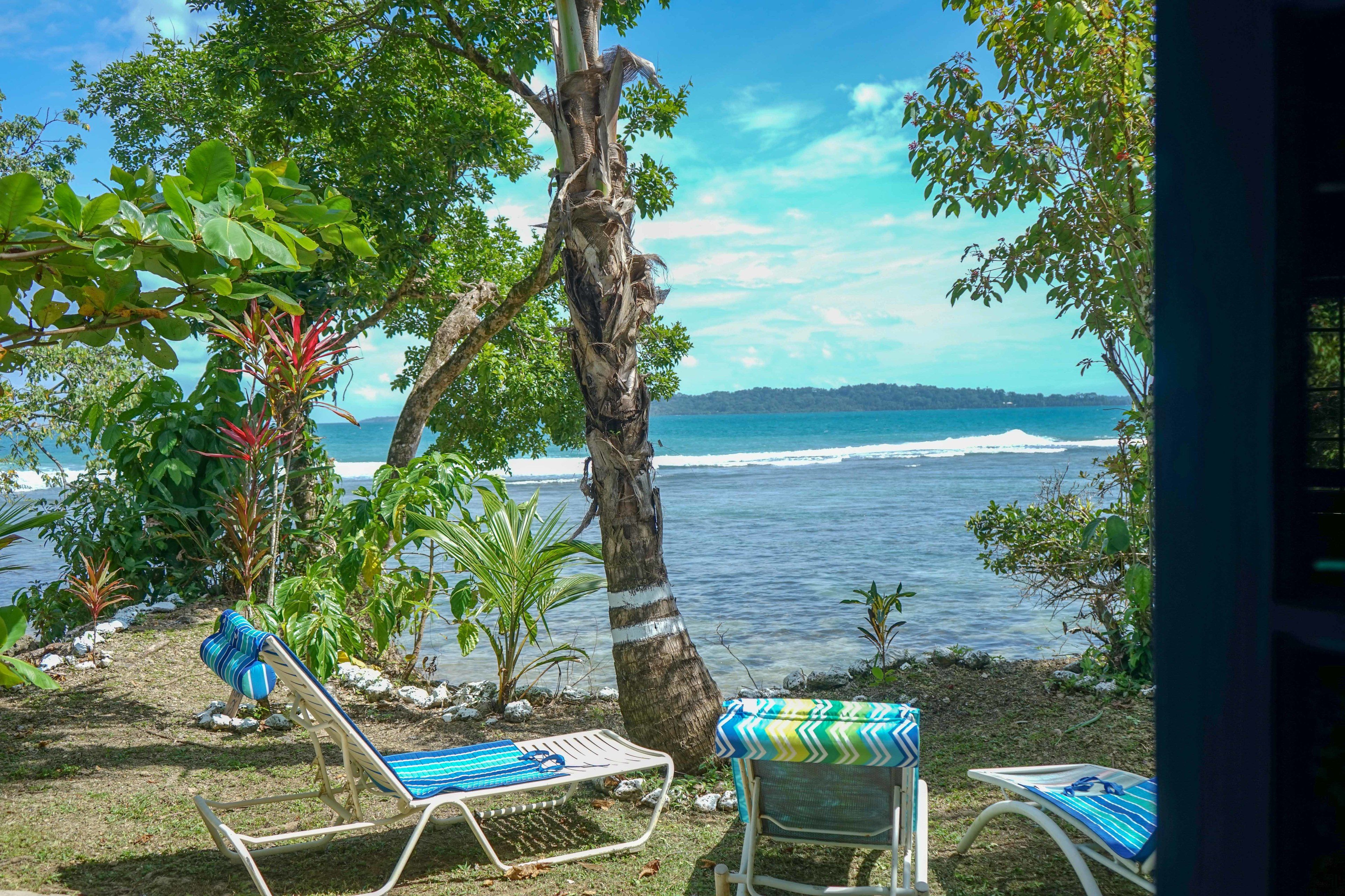 Tesoro Escondido Guest House in Bluff Beach, Panama