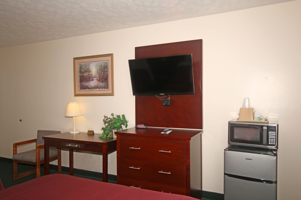 Surry Inn, Dobson 75 Room Prices & Reviews Travelocity