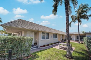 OceanSide Boutique Hotel - Hollywood