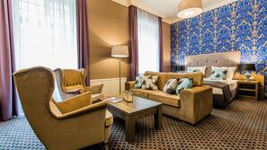 In-room safe, desk, iron/ironing board, free WiFi