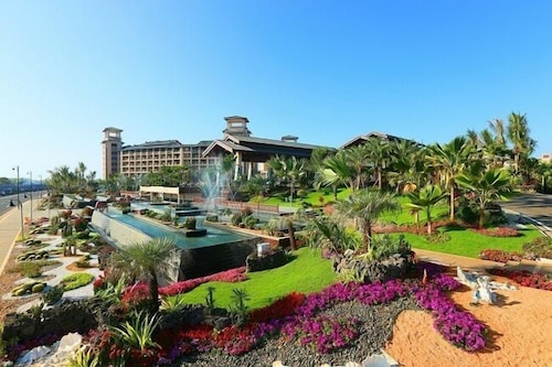 Country Garden Golden Beach Spring Hotel in Lingao, China
