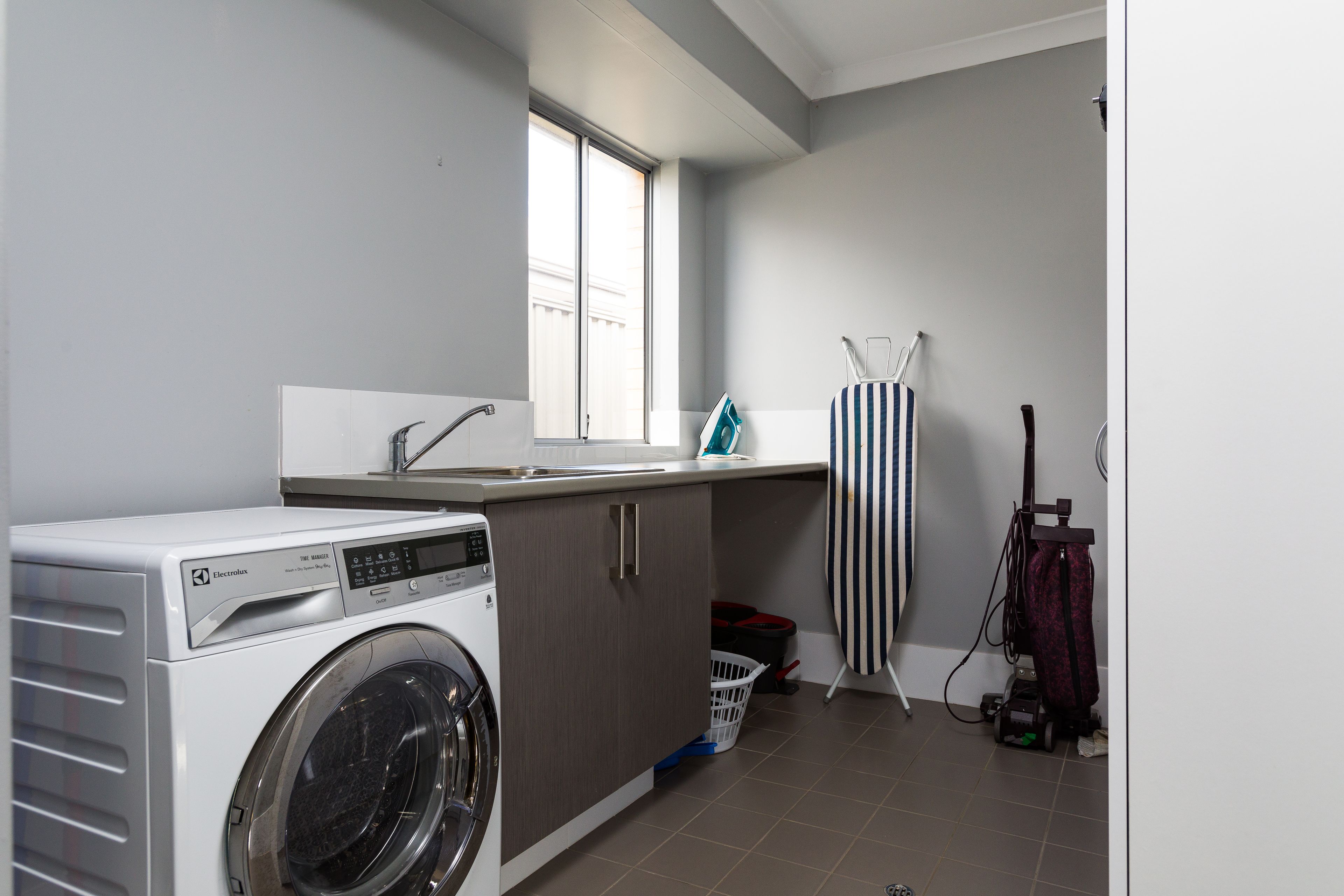 Rainbow Dream House PERTH Holiday Home