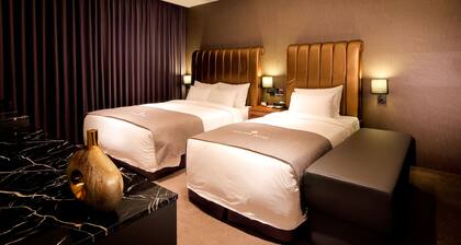 Golden Business Hotel