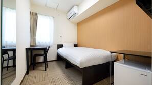 Desk, free WiFi, linens