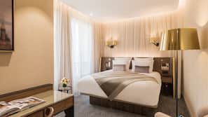 Egyptian cotton sheets, premium bedding, minibar, in-room safe