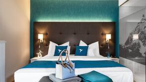 1 bedroom, premium bedding, minibar, in-room safe