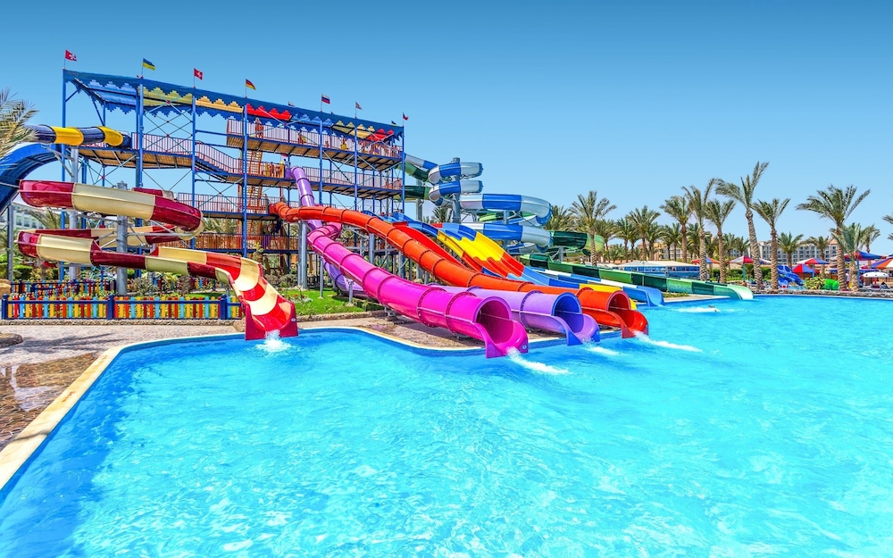 Hawaii Le Jardin Aqua Park Resort - Caters to Couples in Hurghada